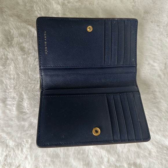 Tory Burch Blue Quilted Wallet - Picture 6 of 10